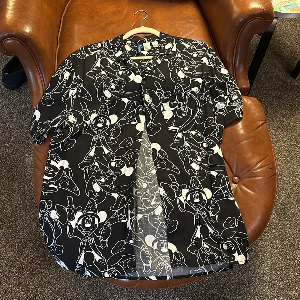 Divided M Disney Mickey Button Up Shirt